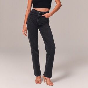 Abercrombie & Fitch The ‘90s Straight Ultra High Rise